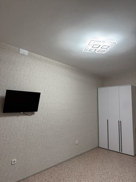 Фотография покупателя товара Шкаф прямой трёхстворчатый «Норд», 1200×510×2236 мм, белый глянец - Фото 1