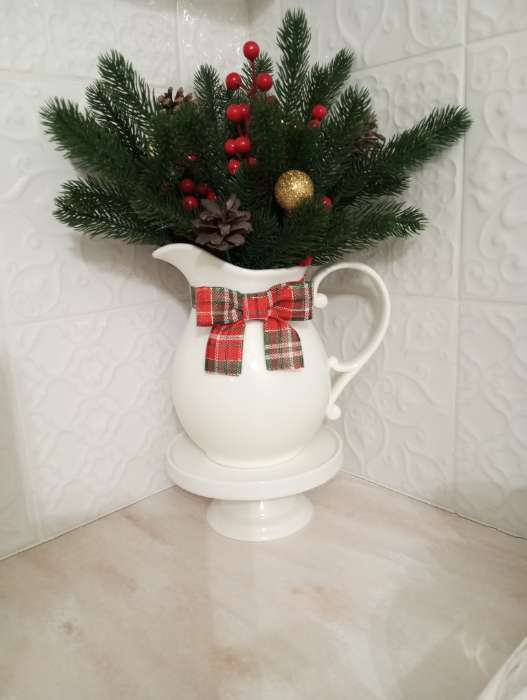 Фотография покупателя товара Подставка для тортов и десертов Доляна «Глория», d=21.5 см, фарфор, белое - Фото 4