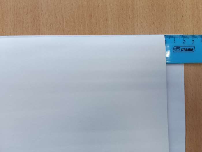 Фотография покупателя товара Картон белый, А4, 16 листов, немелованный, односторонний, в папке, 220, г/м², «Тачки» - Фото 3