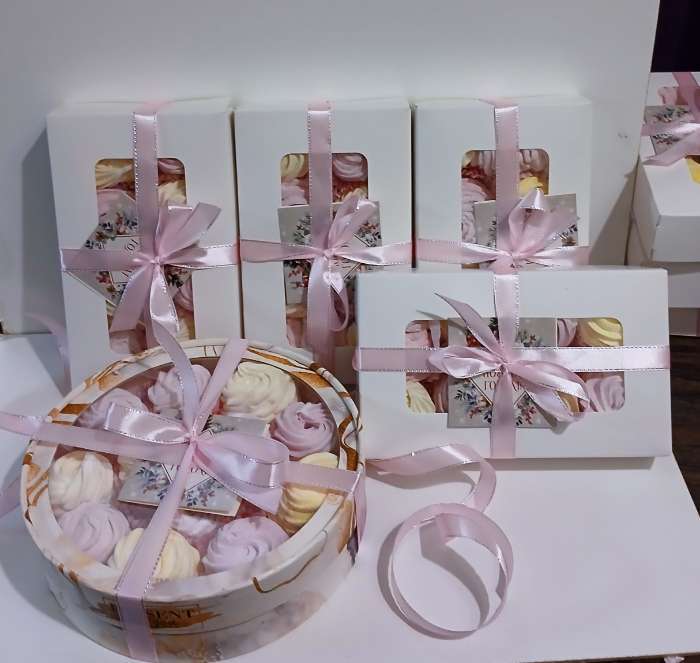 Фотография покупателя товара Контейнер навынос, с окном, белый, 20×20×4 см - Фото 3