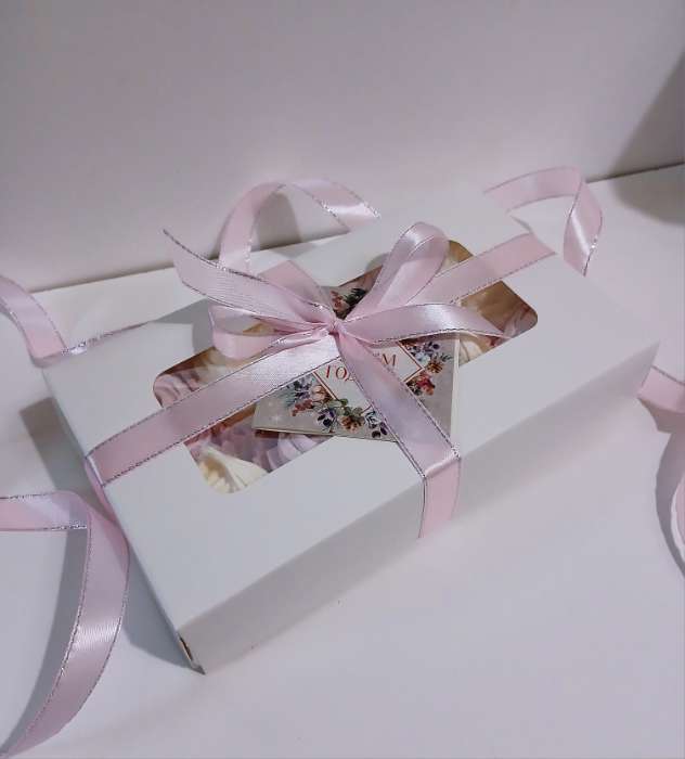 Фотография покупателя товара Контейнер навынос, с окном, белый, 20×20×4 см - Фото 2