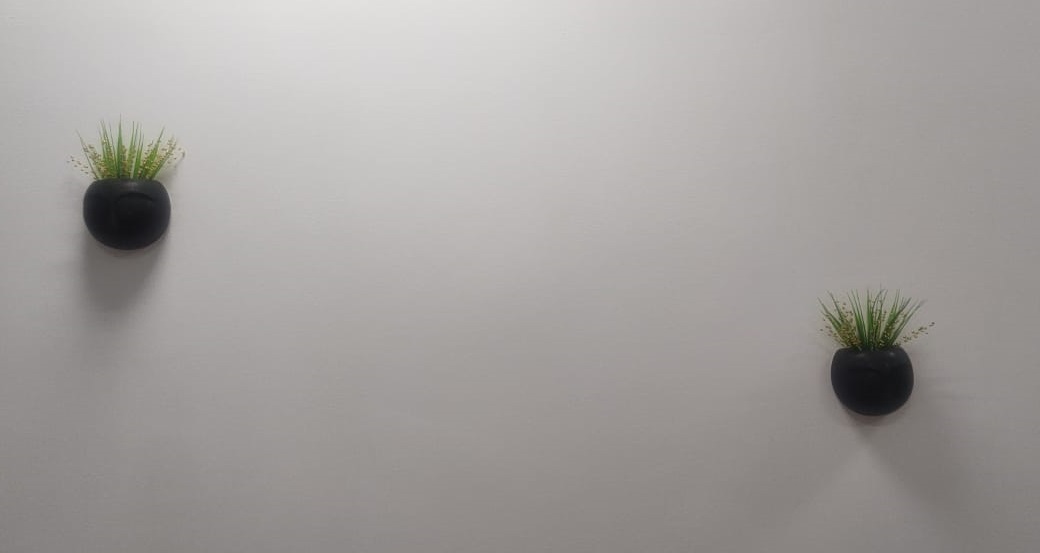 Фотография покупателя товара Кашпо подвесное "Силуэт" черное, 11х6см - Фото 2