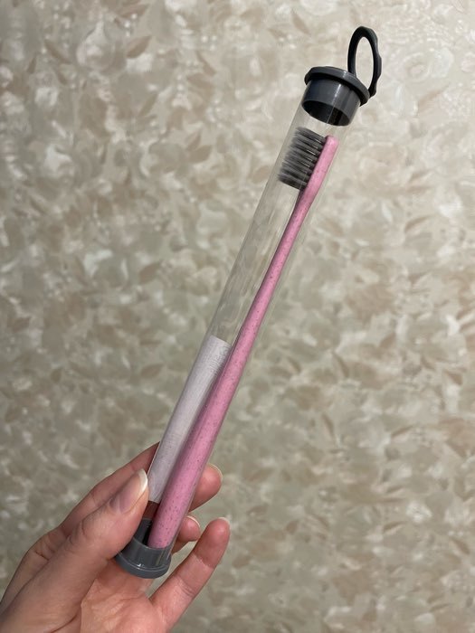 Фотография покупателя товара Зубная щетка мягкая, в тубе, розовая - Фото 3
