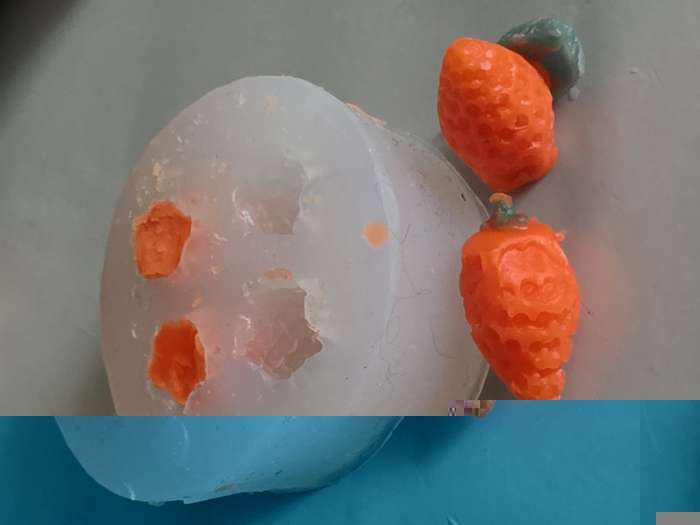 Фотография покупателя товара Молд силиконовый «Земляника» - Фото 2