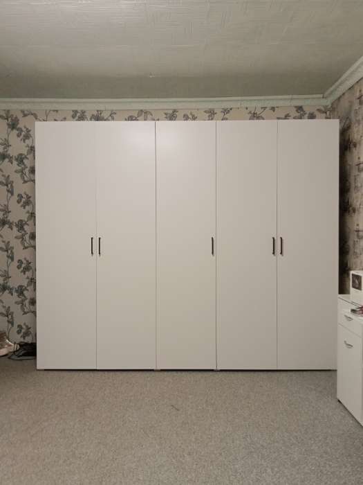 Фотография покупателя товара Шкаф пятистворчатый «Горизонт», с зеркалами, 2500×570×2072 мм, цвет белый/белый - Фото 1