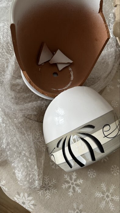 Фотография покупателя товара Горшок для цветов «Лотос», 2.5 л, d=19 см, h=18 см, керамика, с поддоном, белый - Фото 9