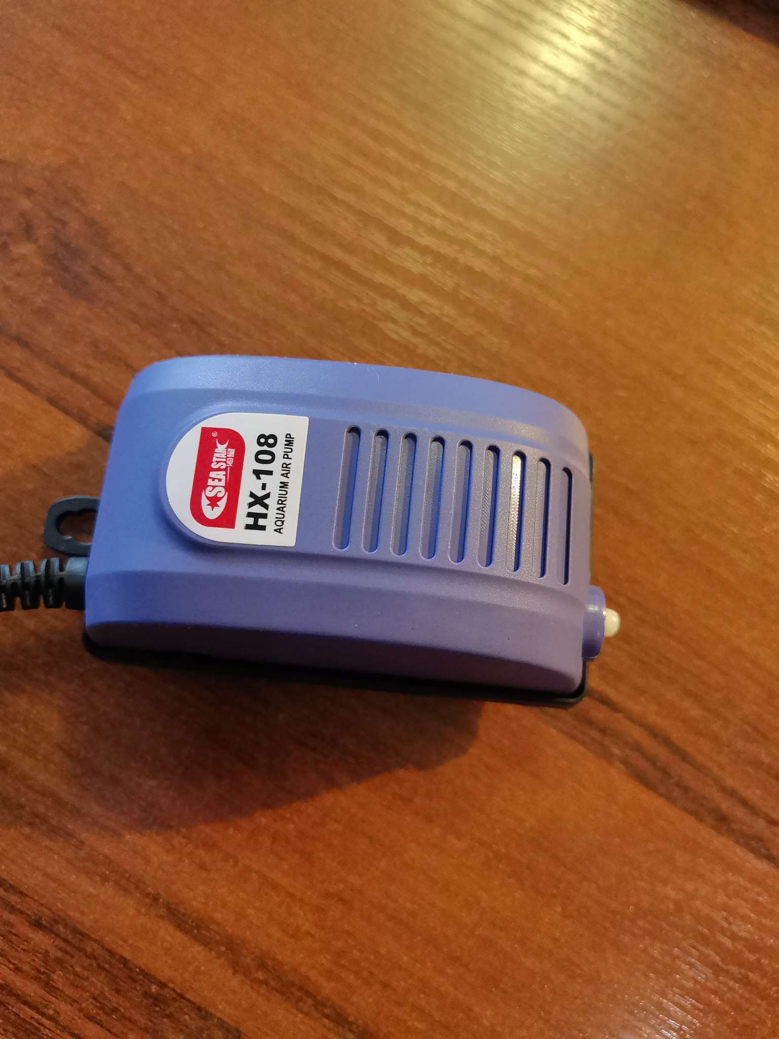 Фотография покупателя товара Компрессор для аквариума Sea Star HX-108, 3 л/мин, 2.5 Вт - Фото 1