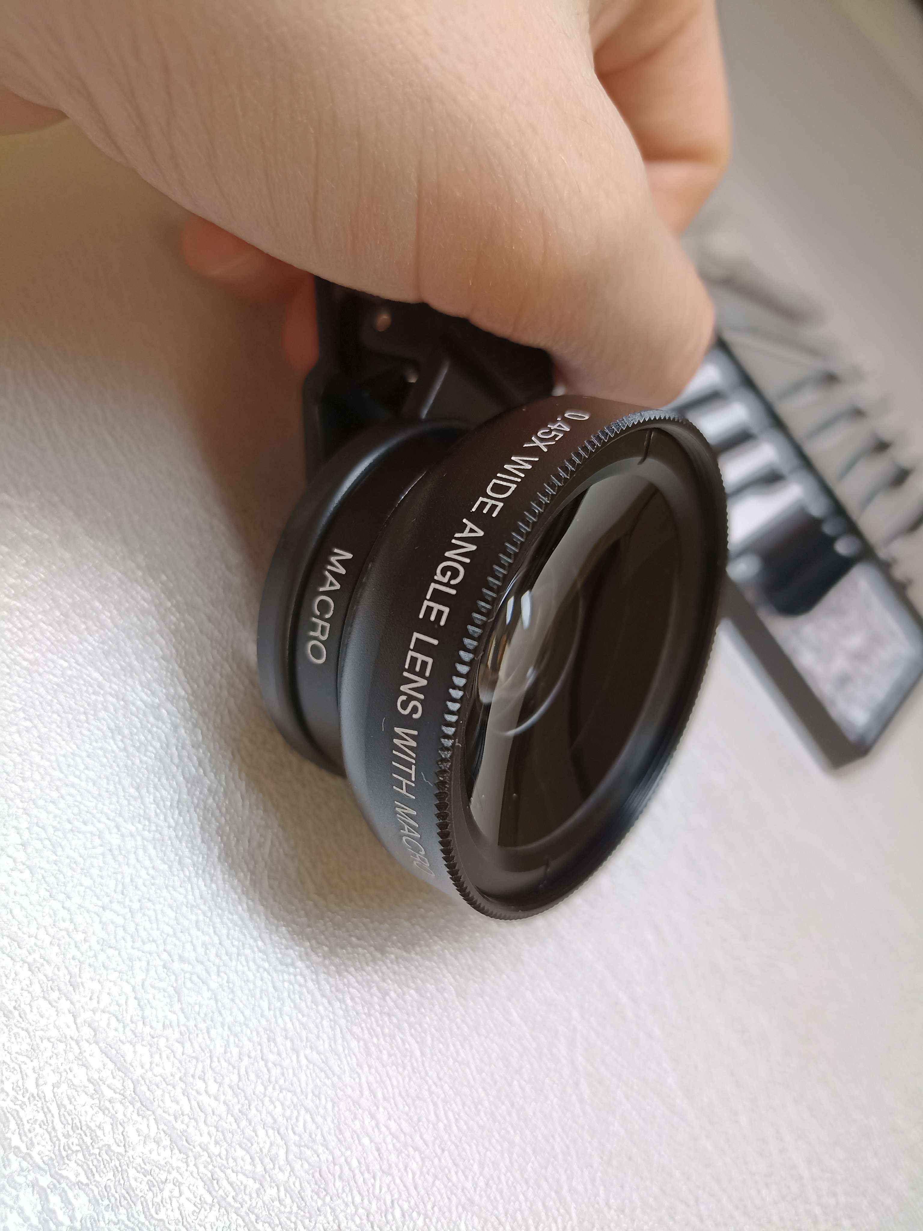 Фотография покупателя товара Широкоугольный макрообъектив-линза для телефона 2 в 1, 0.45Х, 37 мм, чёрный - Фото 9