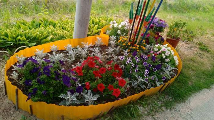 Фотография покупателя товара Лента бордюрная, 30 см × 9 м, толщина 0.6 мм, гофра, пластиковая, жёлтая - Фото 1