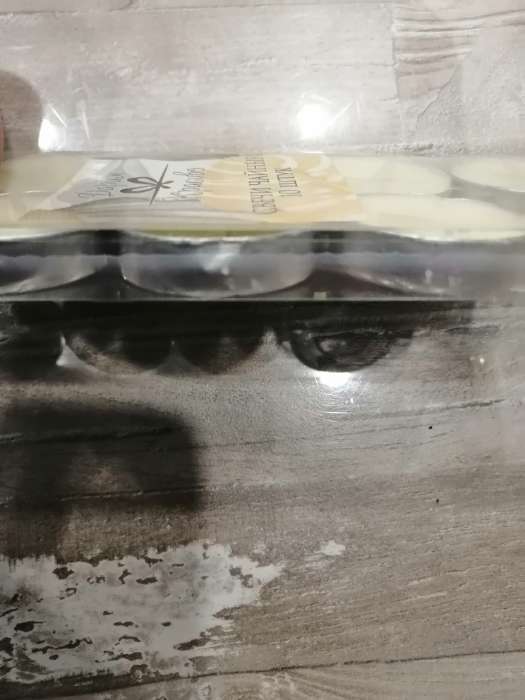 Фотография покупателя товара Набор свечей чайных, 10 шт., 6 г, бело-зелёный - Фото 16