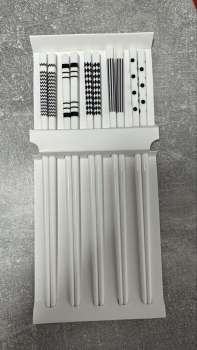 Фотография покупателя товара Палочки для суши «Геометрия», набор 10 шт., 24.5 см, керамика - Фото 2