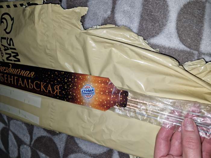 Фотография покупателя товара Бенгальские огни золотые, 5 шт., 15 см, горение 30 сек. - Фото 49