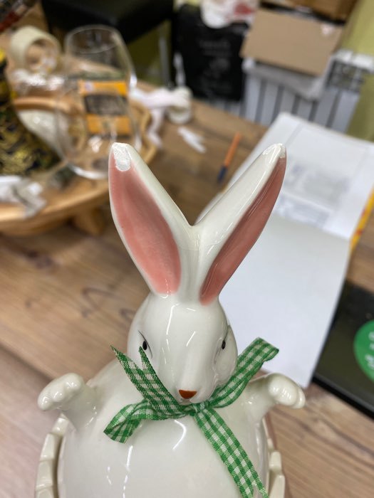 Фотография покупателя товара Конфетница керамическая «Пас×альный кролик», 14×11×24 см - Фото 2