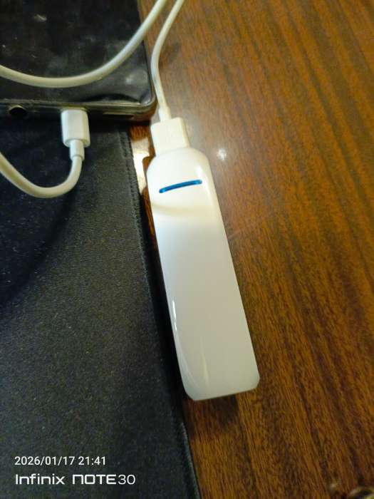 Фотография покупателя товара Внешний аккумулятор Luazon PB-07, 2200 мАч, USB, 1 А, провод в комплекте, бело-чёрный - Фото 2