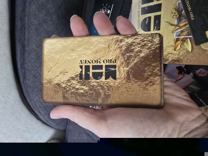 Фотография покупателя товара Метафорические ассоциативные карты «ДЕНЬГИ», 50 карт (7×12 см), 16+ - Фото 2