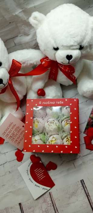 Фотография покупателя товара Коробка подарочная складная с пластиковым окном, упаковка, «С днём рождения!», 14×14×8 см - Фото 6