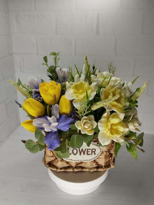 Фотография покупателя товара Кашпо для цветов плетёное с ручками Доляна «Овал», 17.5×8×12.5 см, светло-коричневое - Фото 1