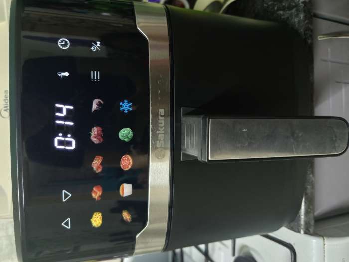 Фотография покупателя товара Аэрогриль Sakura SA-7689BK, 7 л, 1700 Вт, 10 программ, 80-200°С, сенсор, таймер, LED дисплей - Фото 2