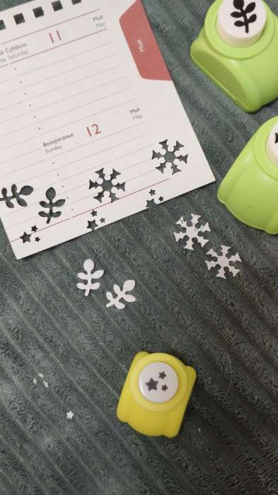 Фотография покупателя товара Фигурный дырокол д. 1,8 см веточка 4,5*3,2*3,7 см МИКС - Фото 1