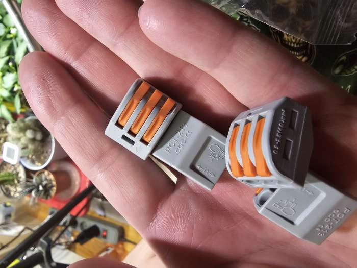 Фотография покупателя товара Строительно-монтажная клемма СК-329, 32 А, 0.08–2.5 мм², 3 отверстия с рычажком, набор 10 шт. - Фото 3