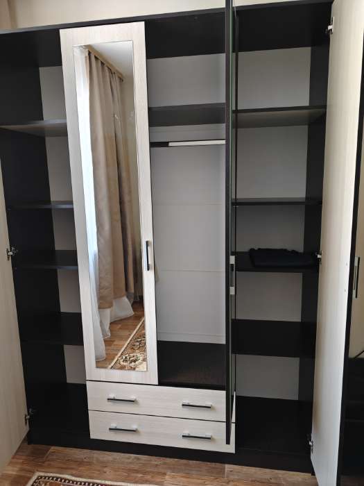 Фотография покупателя товара Шкаф прямой четырёхстворчатый «Квадро», 2 ящика, 1600×487×2200 мм, цвет венге/лоредо