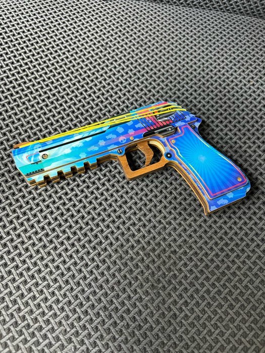 Фотография покупателя товара Сувенир деревянный "Пистолет-резинкострел" голубой - Фото 1