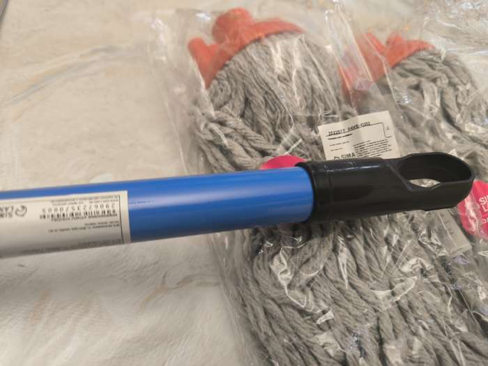 Фотография покупателя товара Черенок металлический, 118 см, d=2 см, МИКС - Фото 3