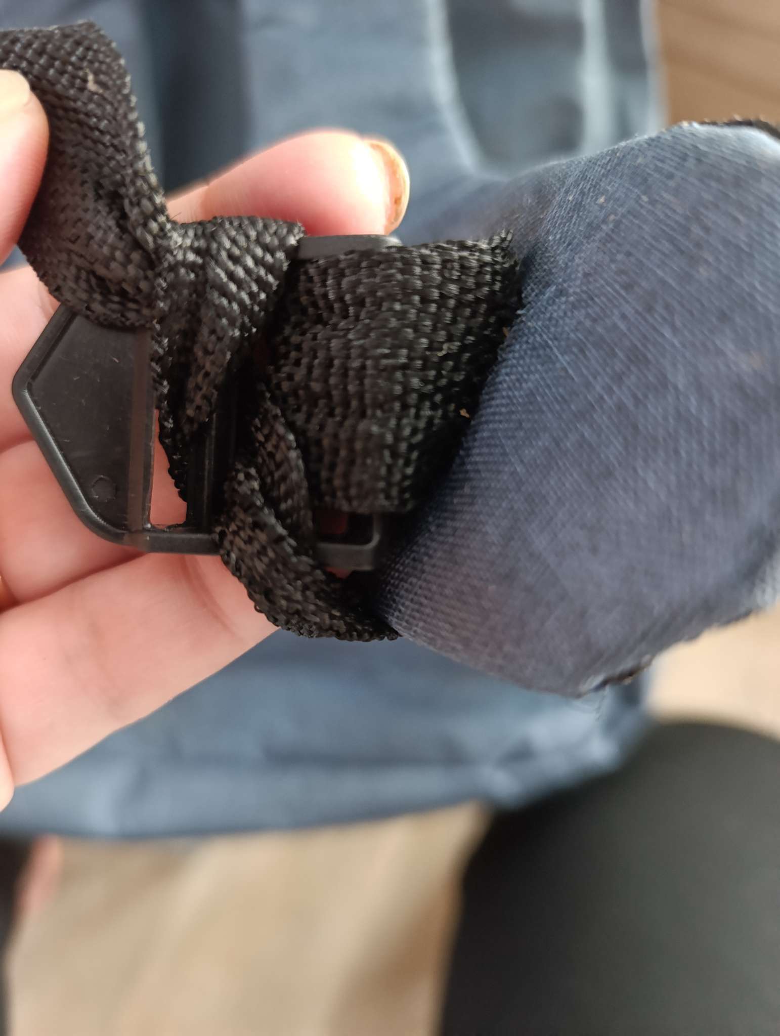 Фотография покупателя товара Рюкзак городской на молнии, с карманами, отделом для ноутбука, USB портом, однотонный, размер 30×12×43 см, синий - Фото 3