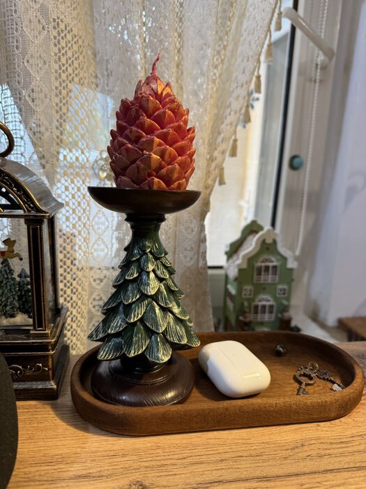 Фотография покупателя товара Свеча декоративная «Шишка новогодняя», коричневый, 70×75 мм - Фото 1