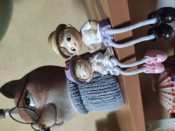 Фотография покупателя товара Фигурка настольная полистоун «Малыш или Малышка в шляпке», на полку, длинные ножки, 11×3×3.5 см, МИКС - Фото 1