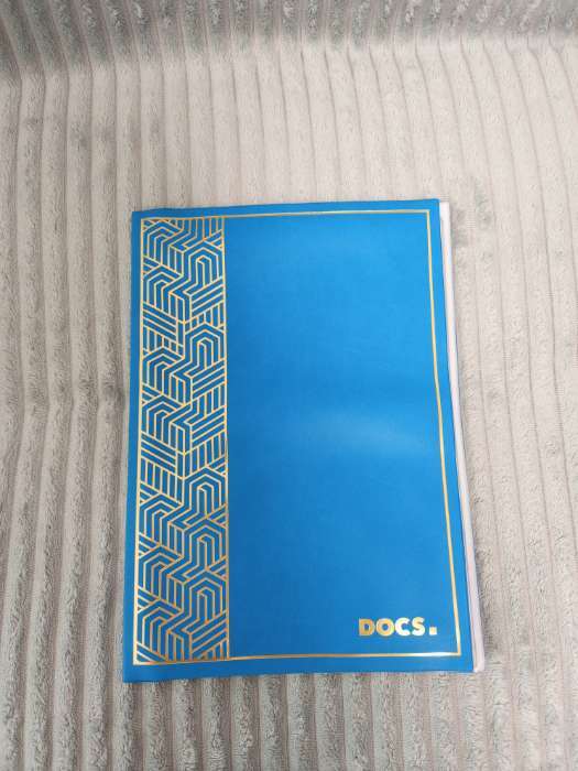 Фотография покупателя товара Папка для семейных документов Docs 8 файлов А4 - Фото 1