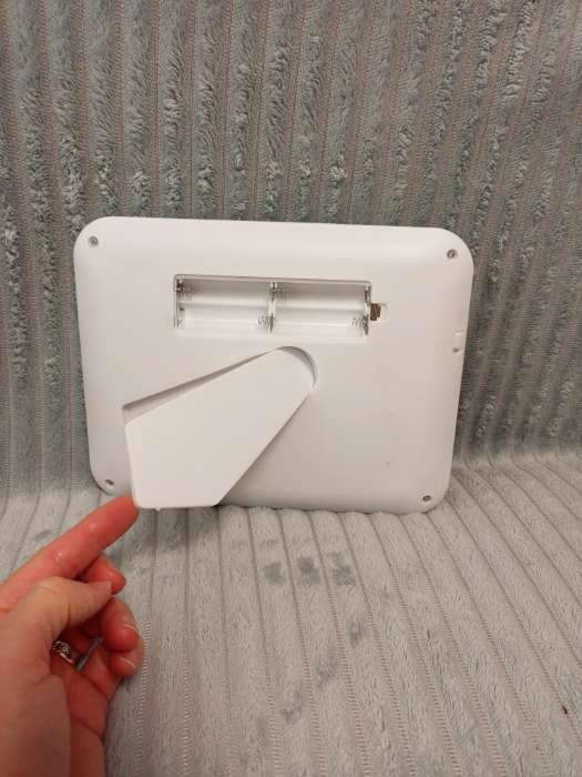 Фотография покупателя товара Зеркало Luazon KZ-01, подсветка, настольное, 14 диодов, 4хАА (не в комплекте), белое - Фото 5