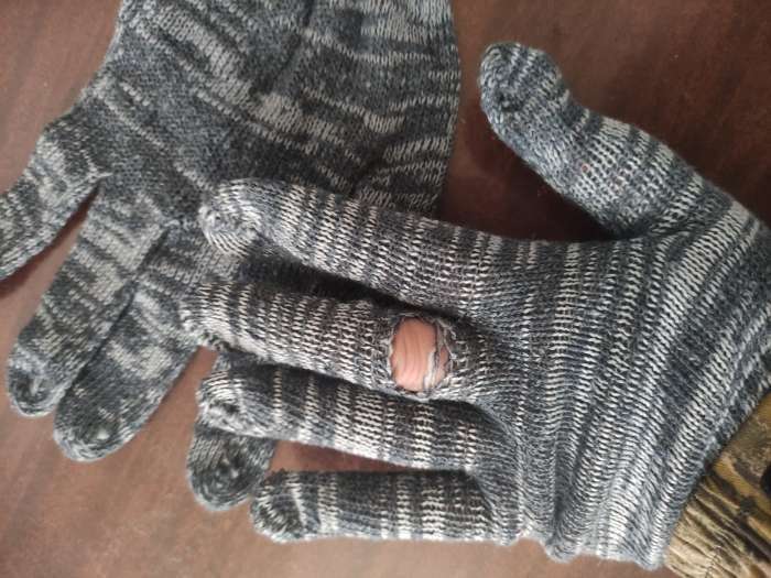 Фотография покупателя товара Перчатки рабочие, хб, вязка 10 класс, 5 нитей, размер 9, с ПВХ точками, серые, Greengo - Фото 6