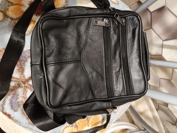 Фотография покупателя товара Сумка кросс-боди мужская на молнии, 5 наружных карманов, с ручкой, длинный ремень, 18×8.5×22 см, коричневая - Фото 2