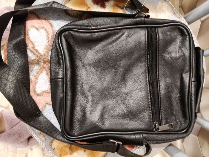 Фотография покупателя товара Сумка кросс-боди мужская на молнии, 5 наружных карманов, с ручкой, длинный ремень, 18×8.5×22 см, коричневая - Фото 3