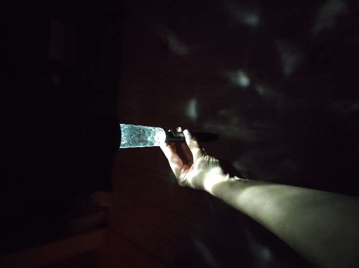 Фотография покупателя товара Садовый светильник на солнечной батарее «Трапеция», 5 × 34 × 5 см, 1 LED, свечение белое