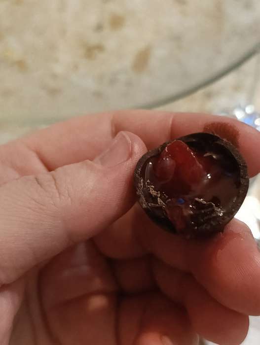 Фотография покупателя товара Подарочные конфеты в тёмном шоколаде с фундуком, 150 г - Фото 4