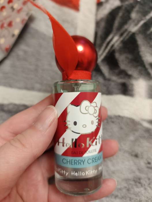Фотография покупателя товара Туалетная вода Hello Kitty Little Rose For You, 30 мл. - Фото 4