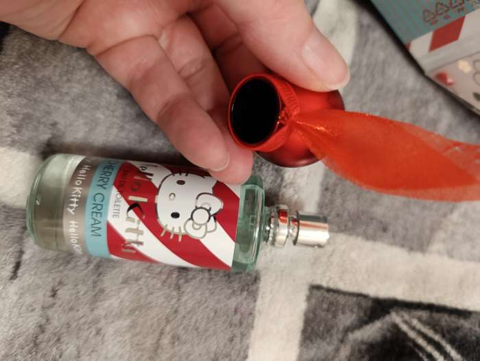 Фотография покупателя товара Туалетная вода Hello Kitty Little Rose For You, 30 мл. - Фото 3