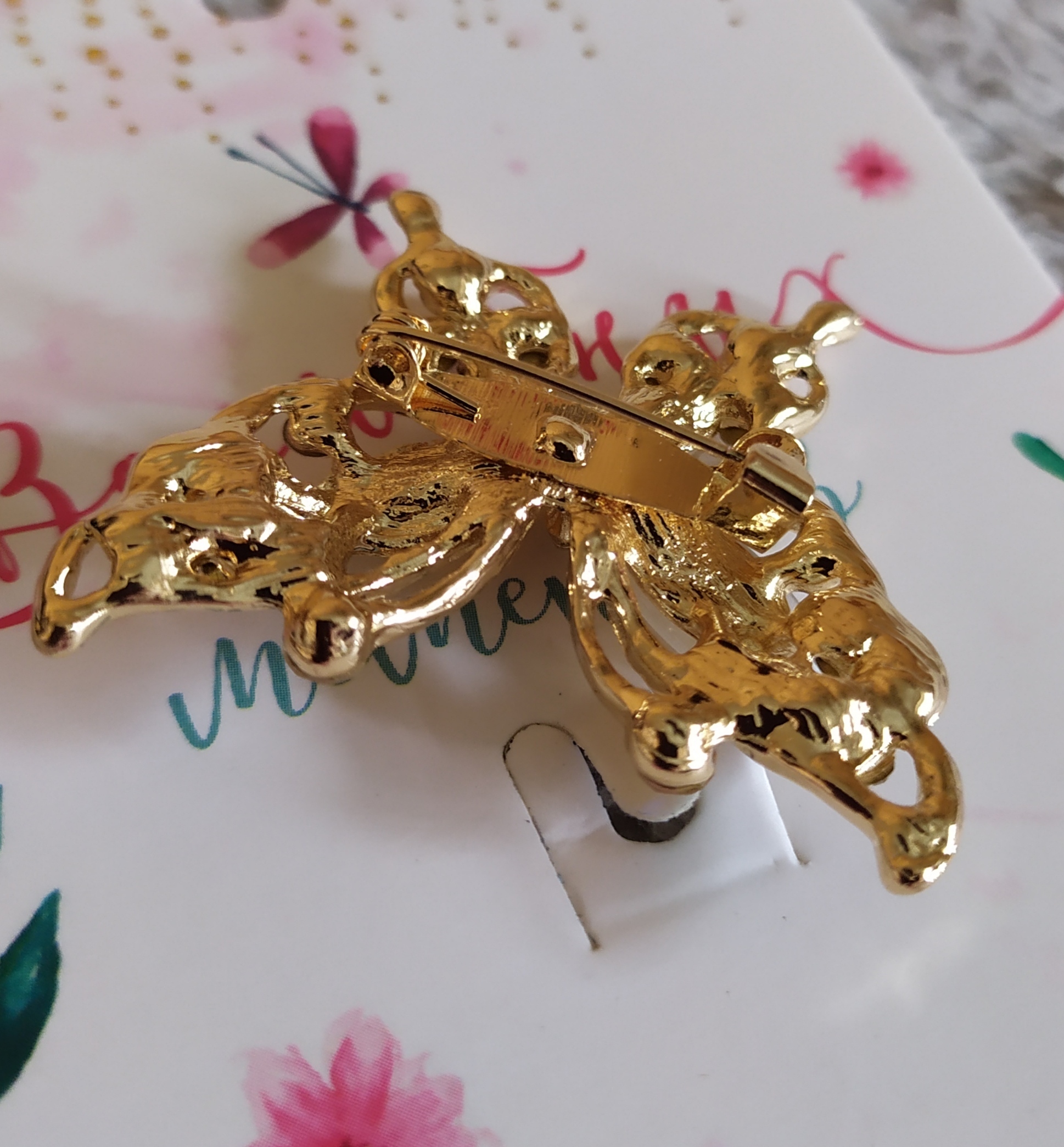 Фотография покупателя товара Брошь «Бабочка», цвет бежевый в золоте
