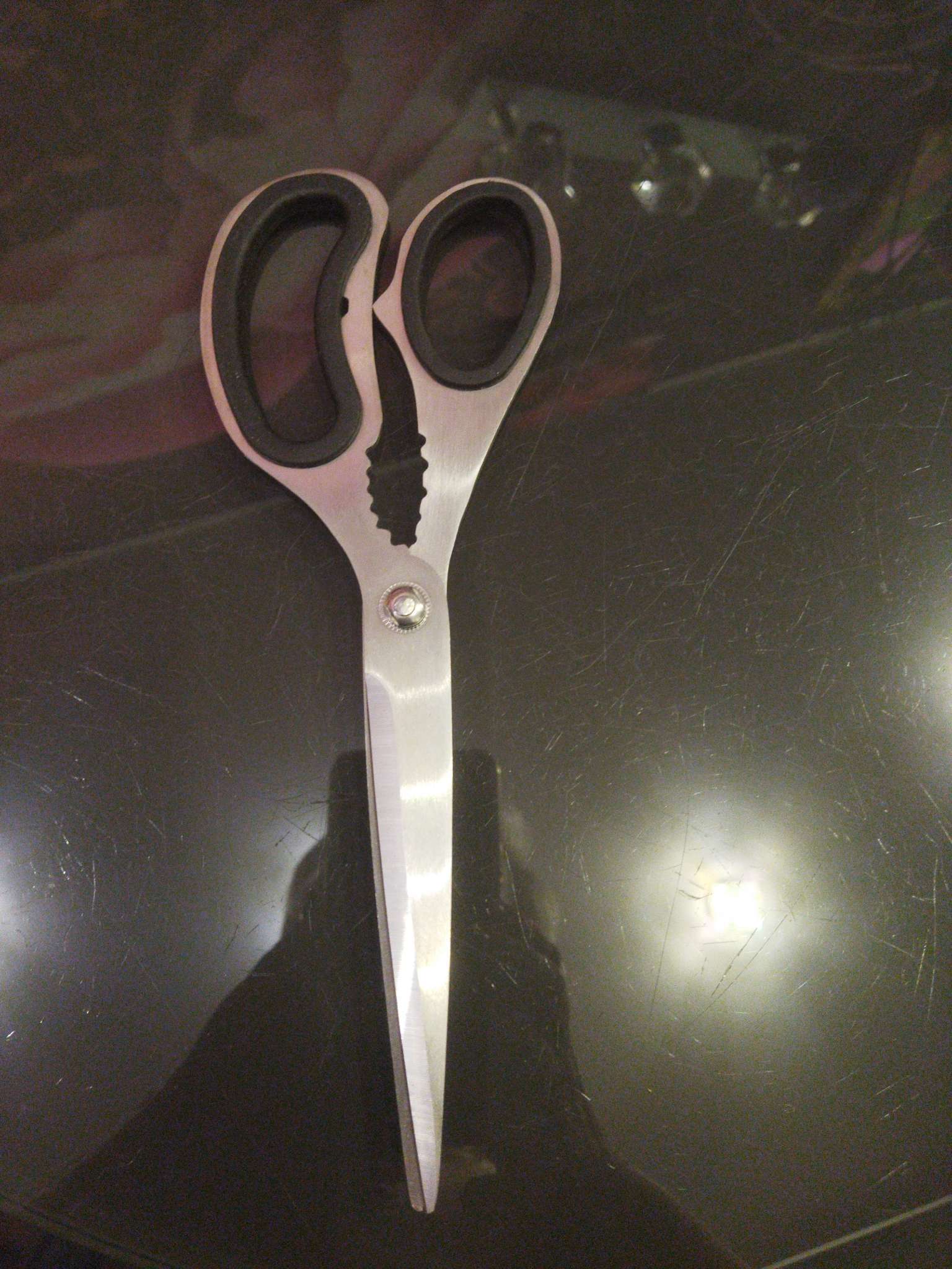 Фотография покупателя товара Ножницы кухонные Доляна «Профи», 23 см, чёрные - Фото 1