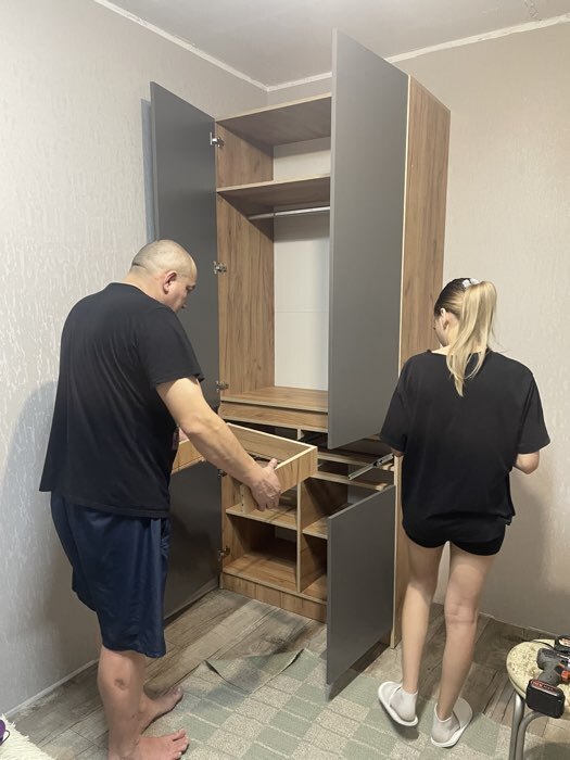 Фотография покупателя товара Шкаф двухстворчатый «Роджина», 1000×520×2400 мм, цвет кашемир/дуб крафт серый - Фото 1