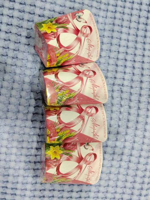 Фотография покупателя товара Печенье с предсказанием в коробке «8 марта. Розы», 1 шт. - Фото 2