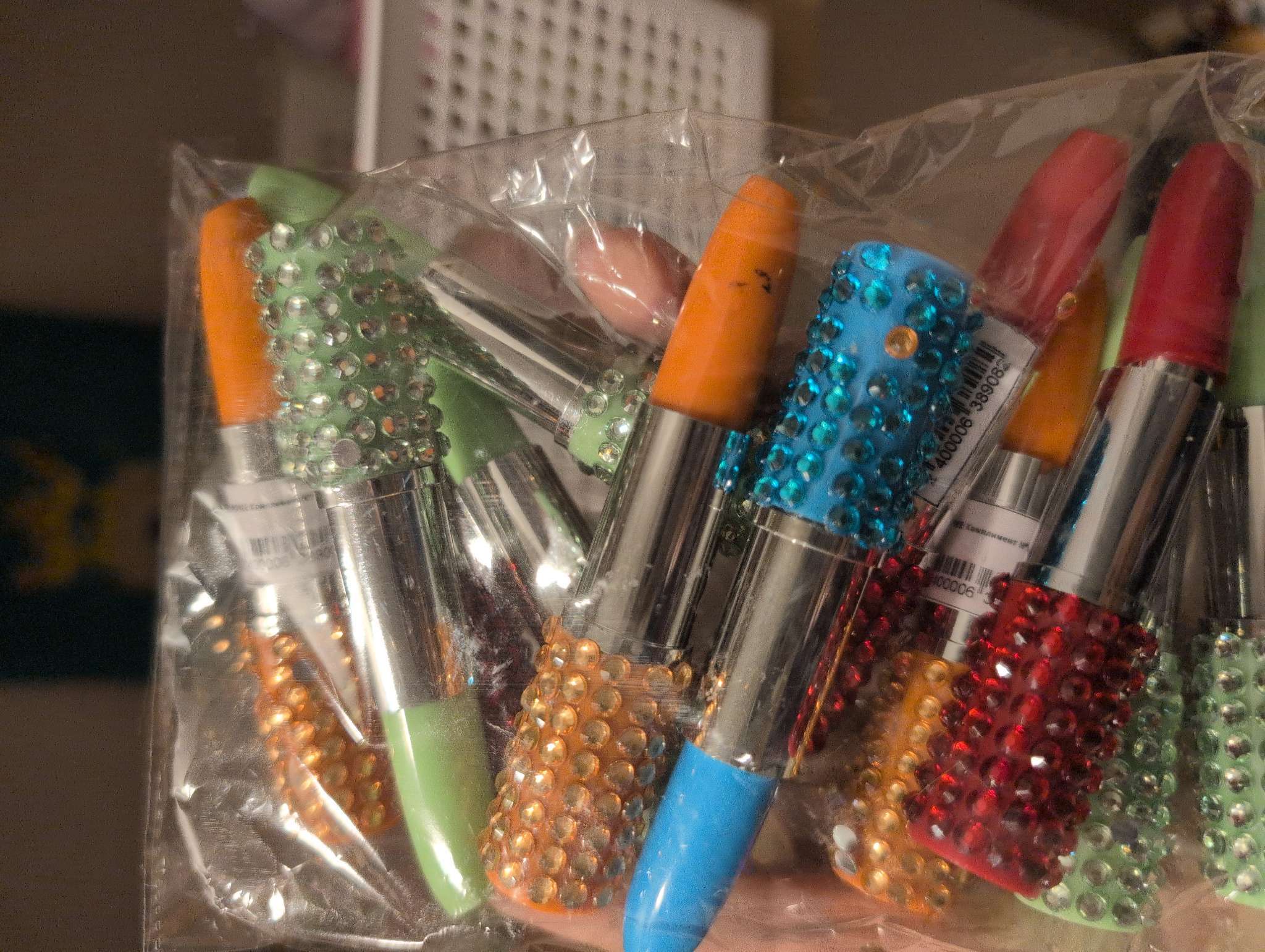 Фотография покупателя товара Ручка - прикол шариковая Calligrata «Помада», со стразами, МИКС - Фото 1