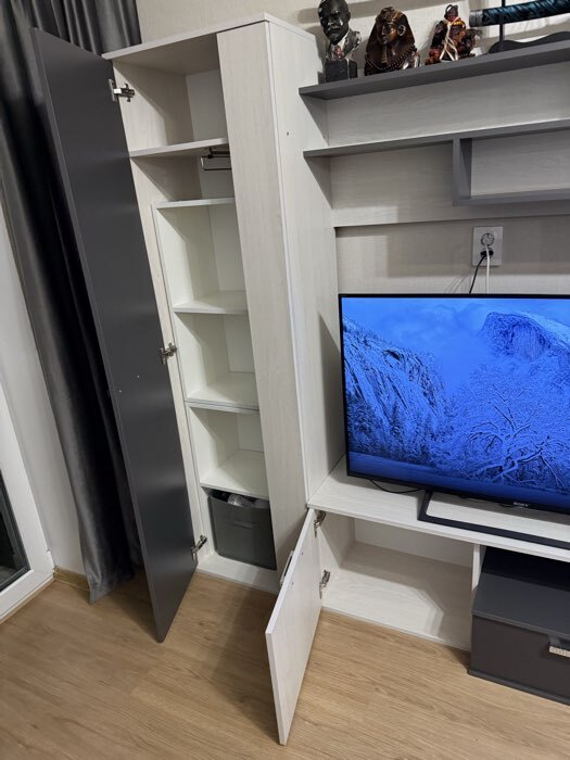 Фотография покупателя товара Стенка в гостиную «Юна», с шкафами, с полками, 2200×480×1870 мм, цвет анкор светлый/графит - Фото 2