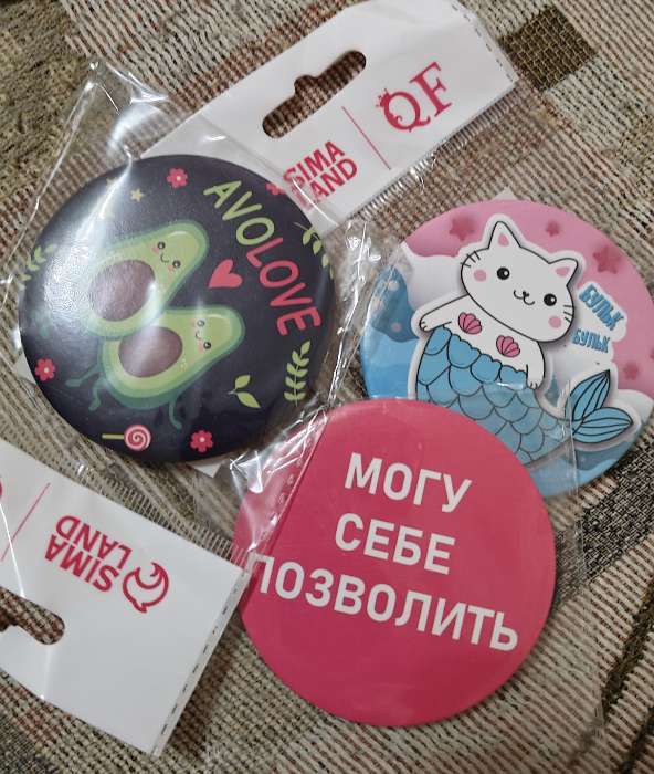 Фотография покупателя товара Зеркало карманное AVOLOVE, d=7 см, разноцветное - Фото 2