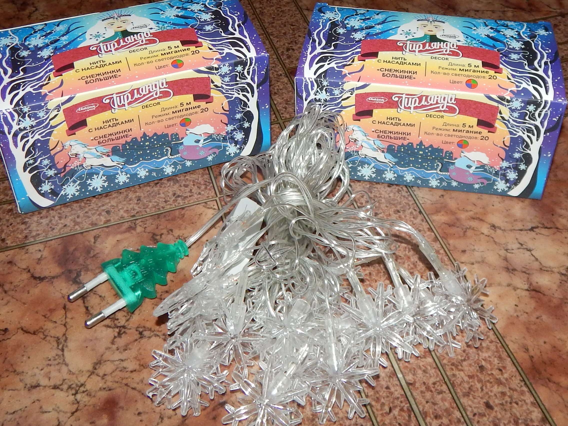 Фотография покупателя товара Гирлянда «Нить» 5 м с насадками «Снежинки большие», IP20, прозрачная нить, 20 LED, свечение мульти (RG/RB), мигание, 220 В - Фото 35