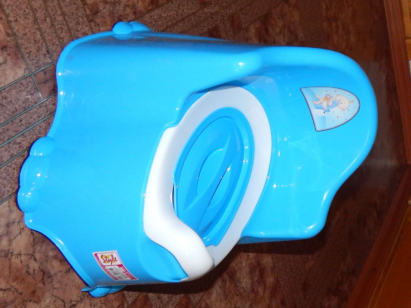 Фотография покупателя товара Горшок детский антискользящий «Комфорт» с крышкой, съёмная чаша, цвет голубой - Фото 10