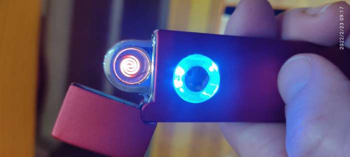 Фотография покупателя товара Зажигалка электронная, USB, спираль, 2.5 х 8 см, красная - Фото 1