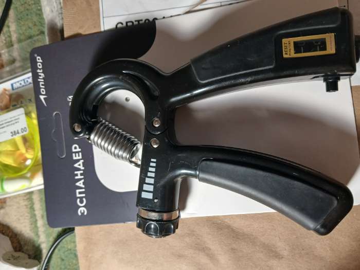 Фотография покупателя товара Эспандер кистевой ONLYTOP, со счётчиком, 20 кг, цвета МИКС - Фото 1